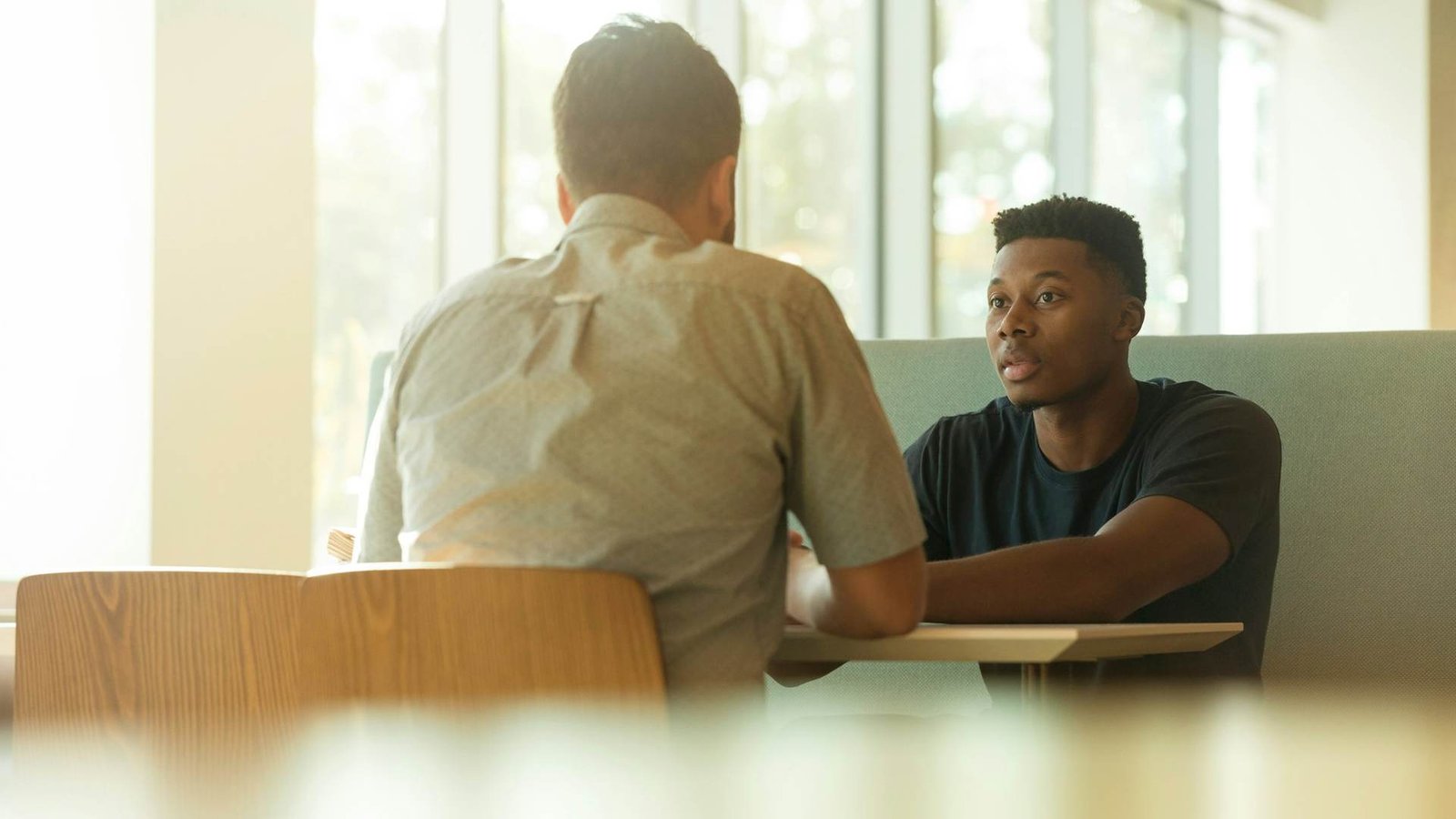One-to-one student consultancy meeting